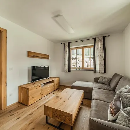 Dachstein West Apartment Russbach am Pass Gschütt